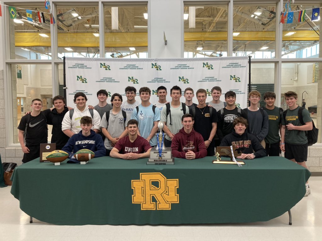 Congratulations to the Hornets Football players continuing their football careers at the next level!
Alex Carucci - Union
Teddy Suny - Norwich
Matt Guidebeck - UNH
Sam Morelli - St. Lawrence
Shout out to the parents, families, friends, coaches and teammates! #family #hornetpride