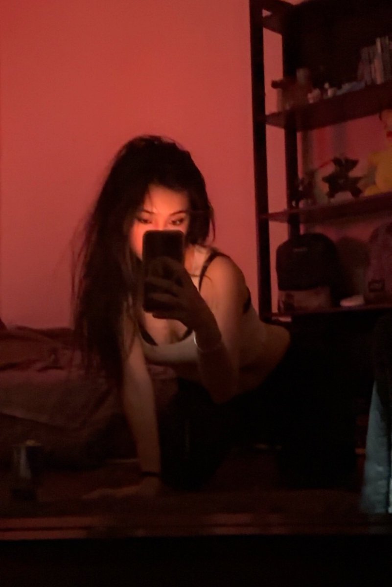 kaylluvs's tweet photo. if u see this u have to say hi https://t.co/iVei4Hj1e0