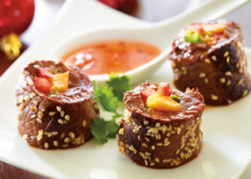 MeatPoultryON's tweet photo. Looking for a unique appetizer? Try our Beef Maki Rolls!!
These Asian-inspired rolls lend sophistication to any party platter. Outside round quick-fry steaks are perfect for this quick and satisfying recipe.
RECIPE: https://t.co/8eLmOq6J5G
#ontarioBeef #ontFood #lovelocal https://t.co/z69WnCGZur