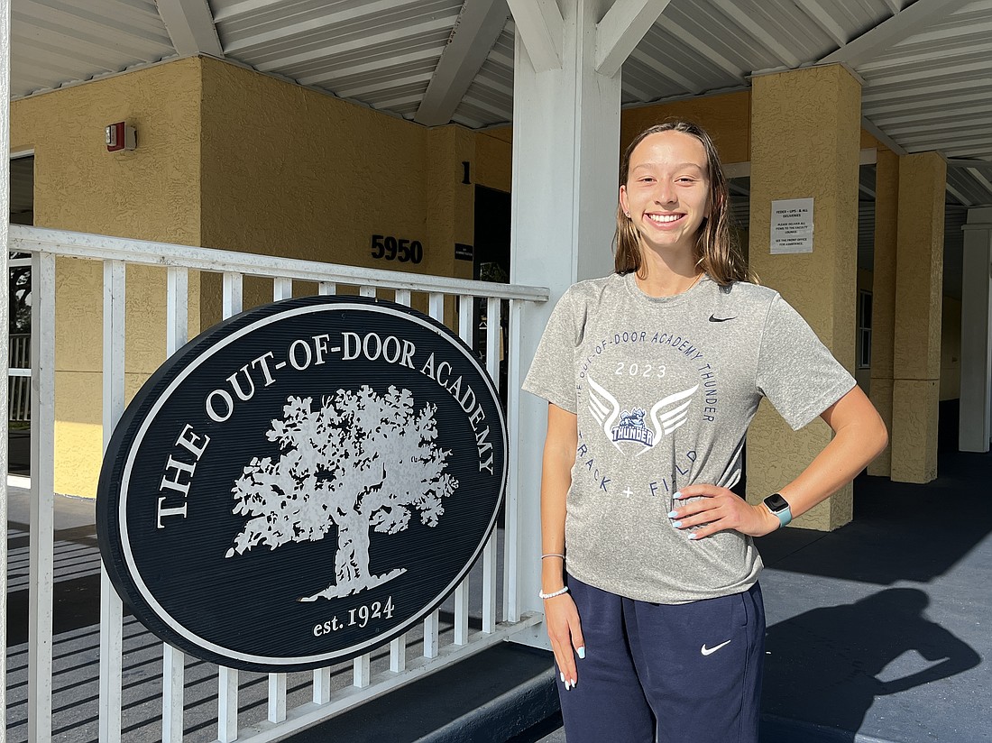 After an internship at Blake Hospital, Out-of-Door's Maria Shaw '23 can't wait to work toward becoming a surgeon. Read more about this standout senior in the Observer: ow.ly/617150Oem6P