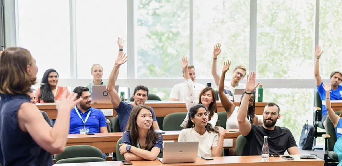 As a mid-career professional, you may be looking for career advancement, a change, or ways to prepare yourself for the next stage.

Tomorrow's <a href="/INSEAD/">INSEAD</a>  event addresses this topic. Please join!

🗓 Thursday, 4 May, 7-8 PM (GTM+8) (Online)

Register: 🔗 event.insead.edu/en/0o178p77/mi…