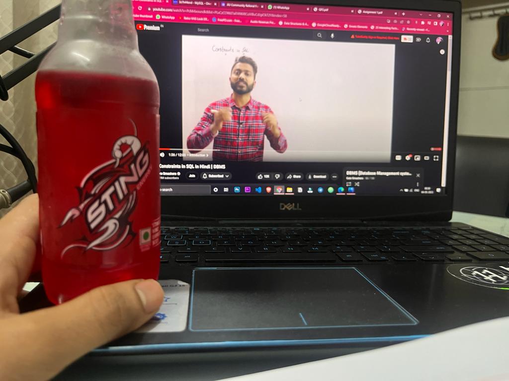 Hemanshoe1305's tweet photo. perfect exam season combination #gatesmashers https://t.co/BP7IkNqYaf