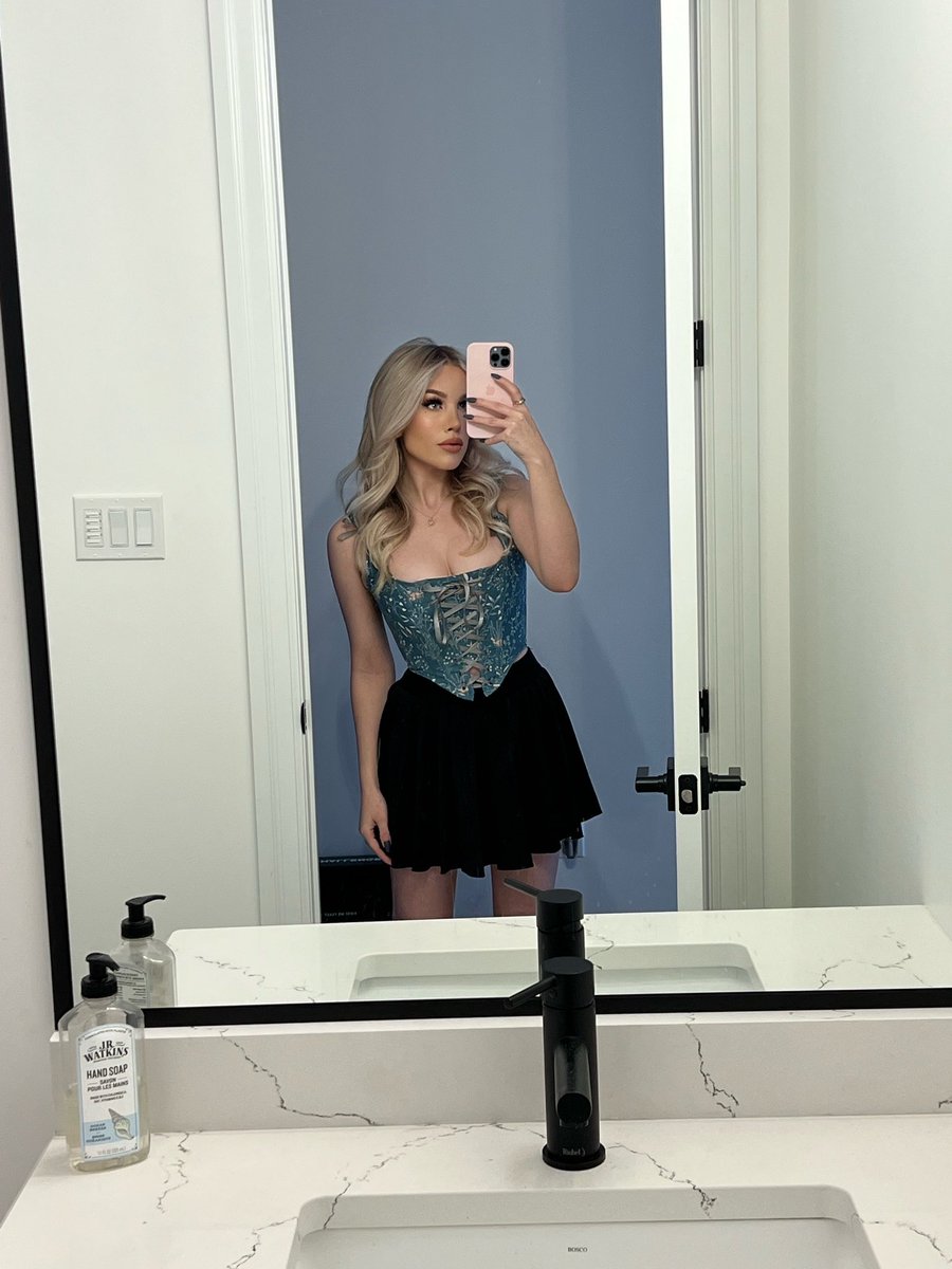 emerome on Twitter: "live in an hour"