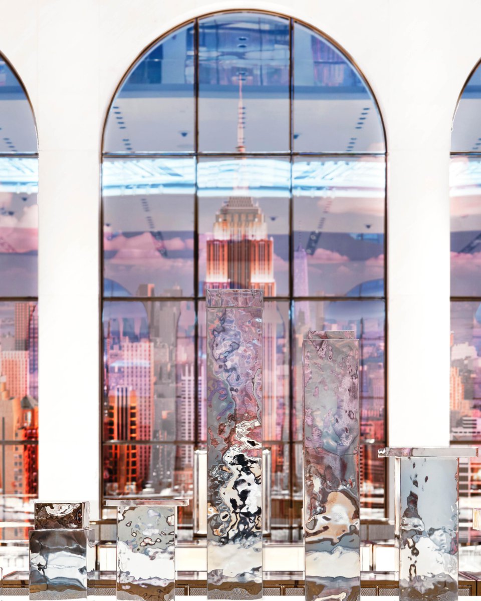 TiffanyAndCo's tweet photo. The main floor of #TheTiffanyLandmark has played host to countless special moments. Today, under the glow of a 22-foot “Diamond Skylight” art installation by Hugh Dutton, is an expansive showcase of the House’s most coveted collections. Discover more: https://t.co/6aLwRbl9jV https://t.co/pEs3e7TArb