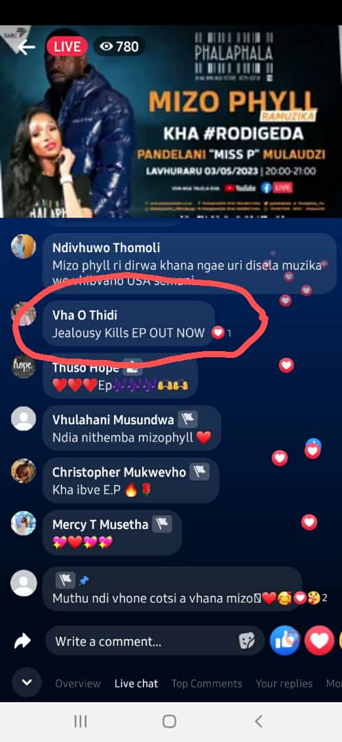 Livhuwn's tweet photo. haha so @mizophyll_ is live on @Phalaphala with @Missp_DJ  n someone is busy promoting my new ep in the chat😂😂i love yall

anyway Jealousy Kills EP OUT NOW https://t.co/NNdjINtiZf
#MizoPhyll #PhalaPhalaFM https://t.co/PoDAVGv2jw