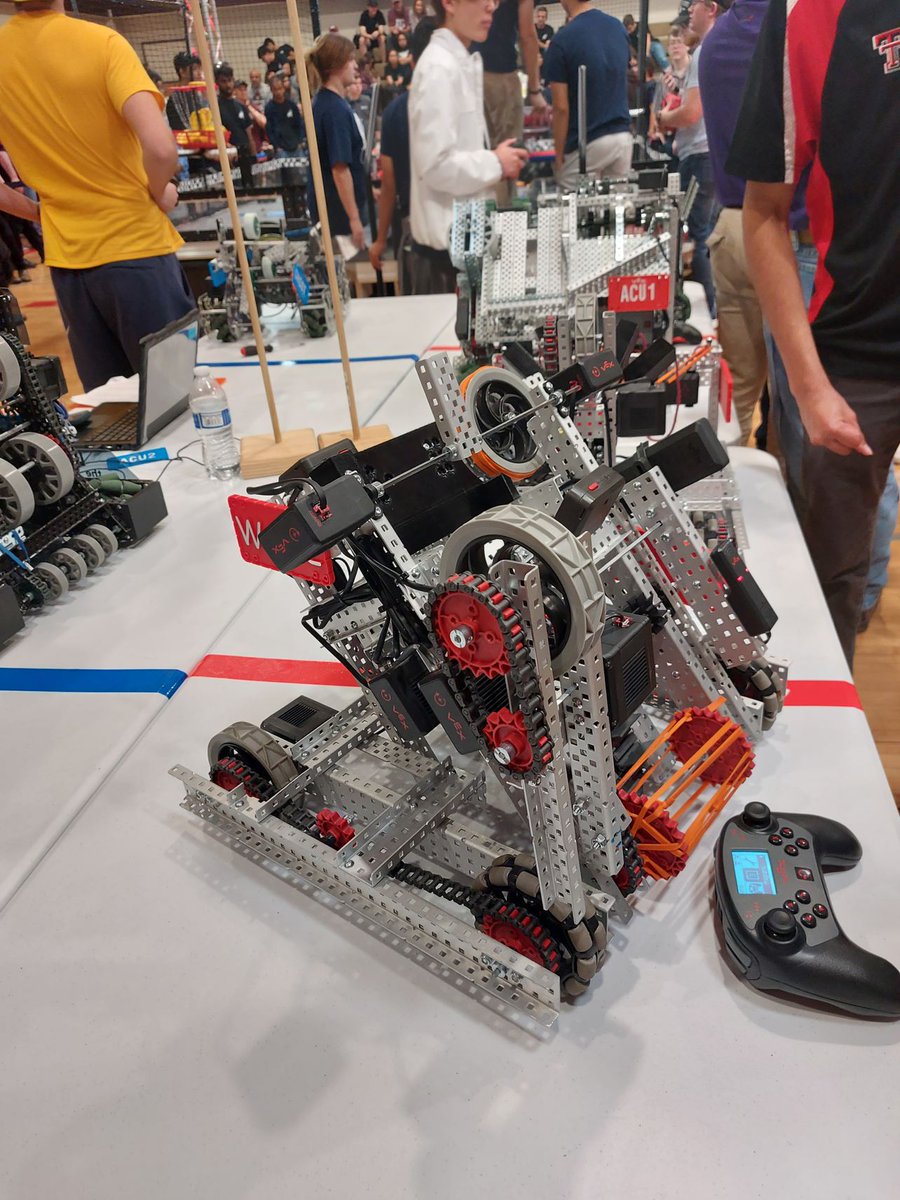 techroboticsorg's tweet image. We had a great rookie season for our VEX U robotics team! We learned so much during this project!
Thank you to Student Involvement and the Whitacre College of Engineering for always supporting us!
Ready to compete next season!
#techrobotics #vexu #robotics #texastech