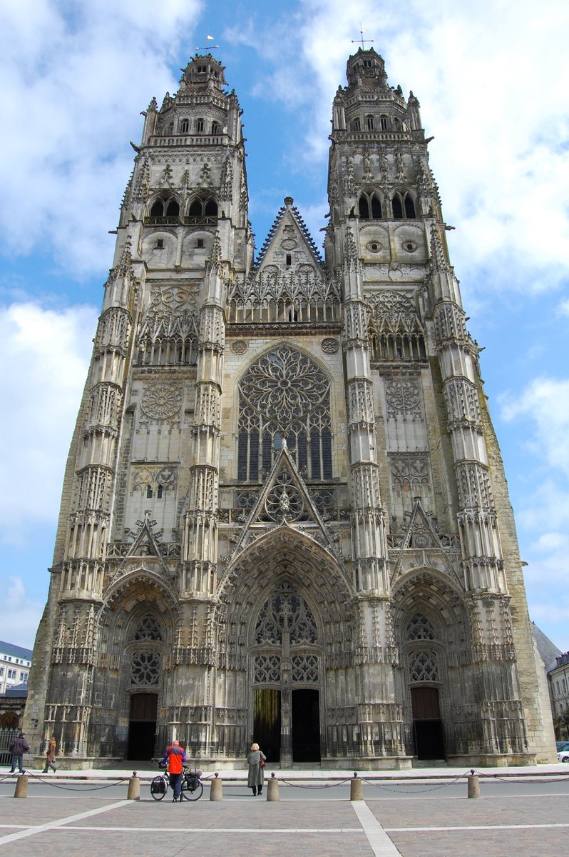 NewSpaceGlobal's tweet photo. Generations of humans spent centuries building things like this with hammers &amp; chisels. We build faster now. What's next? A preview: "The High Frontier: The Untold Story of Gerard K. O'Neill" rent/buy at Amazon https://t.co/c92WhmpITw
#HighFrontier #AdAstra #Artemis #ISRU #Lunar https://t.co/npdJpzrcVY