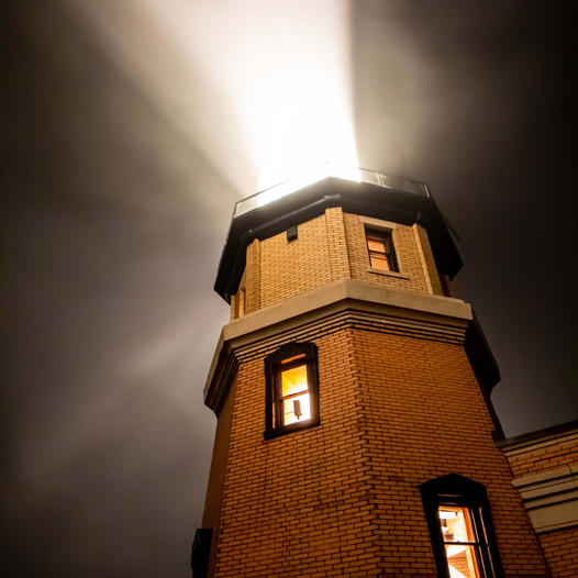 We mourn the passing and celebrate the legacy of folk singer Gordon Lightfoot, who wrote and sang "The Wreck of the Edmund Fitzgerald." Split Rock Lighthouse will honor him with a special beacon lighting tonight, May 3, from 9-11 pm. Details on our site: mnhs.info/411mpzq