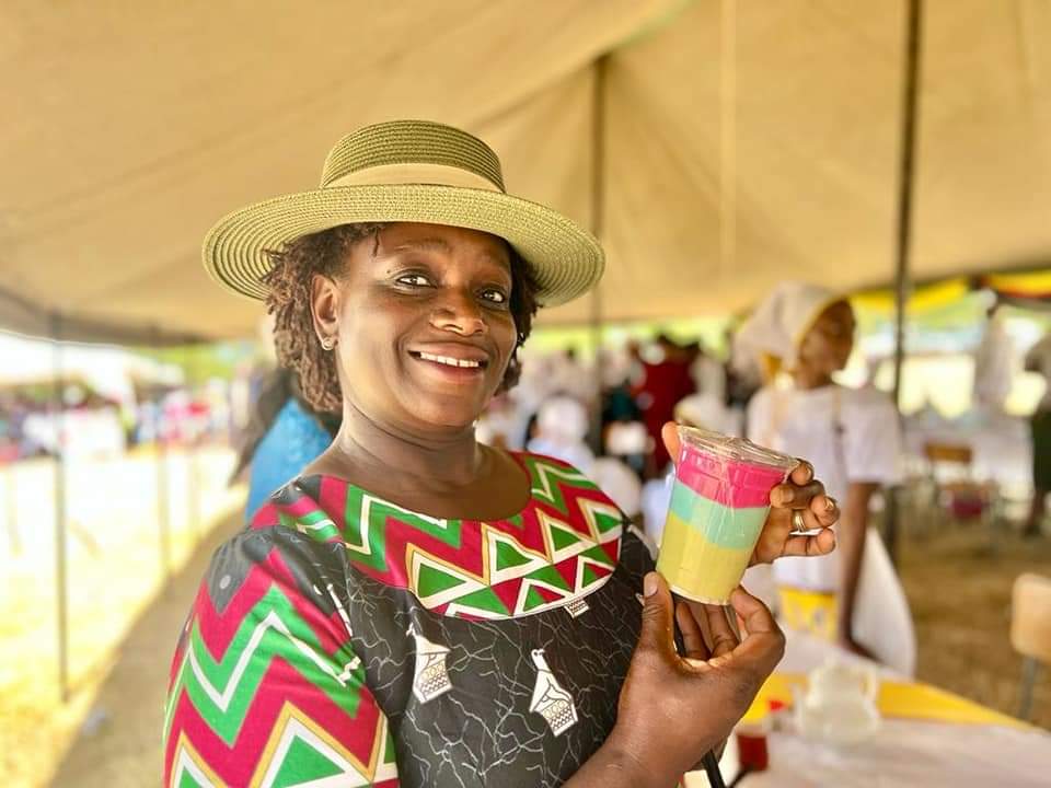 A taste of Zimbabwe at the 3rd edition of the Mashonaland East  Province Traditional Cookout competition at Kotwa High School, Mudzi district. Proudly promoting the MashEast region & Zimbabwe's gastronomy tourism.
#TraditionalFood
#ZimCuisine
#TravelLocal
#Shanya
#ZimBho👍