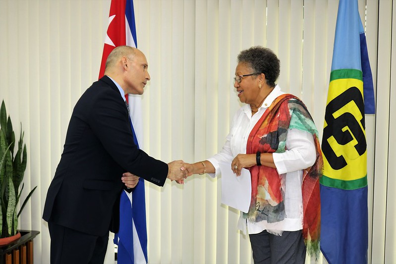 I received Ambassador Jorge Francisco Soberon Luis on 3 May 2023 at the #CARICOM Secretariat as he presented credentials as Ambassador of the Republic of #Cuba to CARICOM. We discussed strengthening bilateral #cooperation and underscored our strong and enduring relationship.