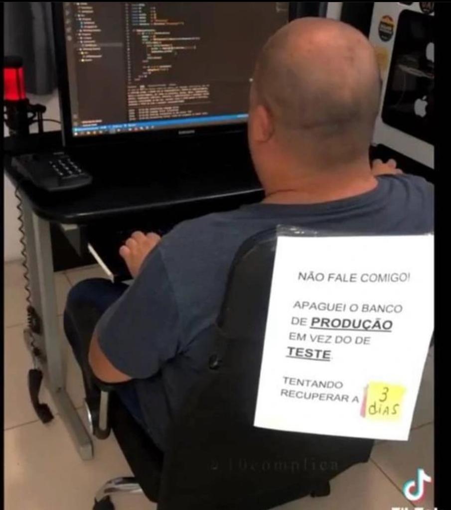 codvsstore's tweet image. Que fase e quando a parada acontece na segunda...eita que loucura.... #bolhadev