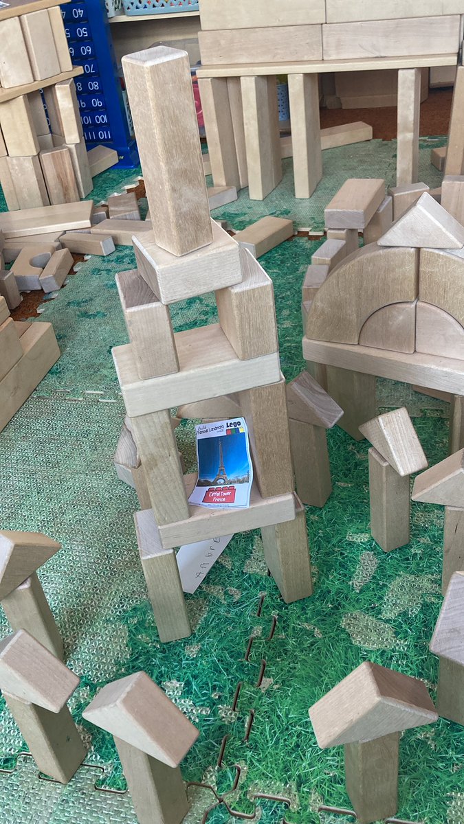 StThomasMoray tweet media