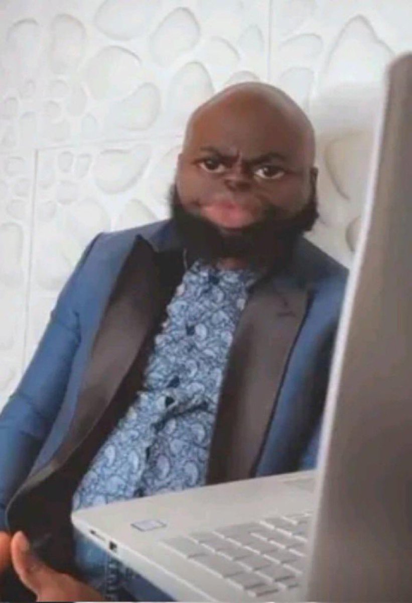 unicodeveloper's tweet photo. All of us go dey blow pidgin as we dey tweet. 

Enter space like this, American accent go dey fly upandan. Howwww? https://t.co/u3kOdOIrr3