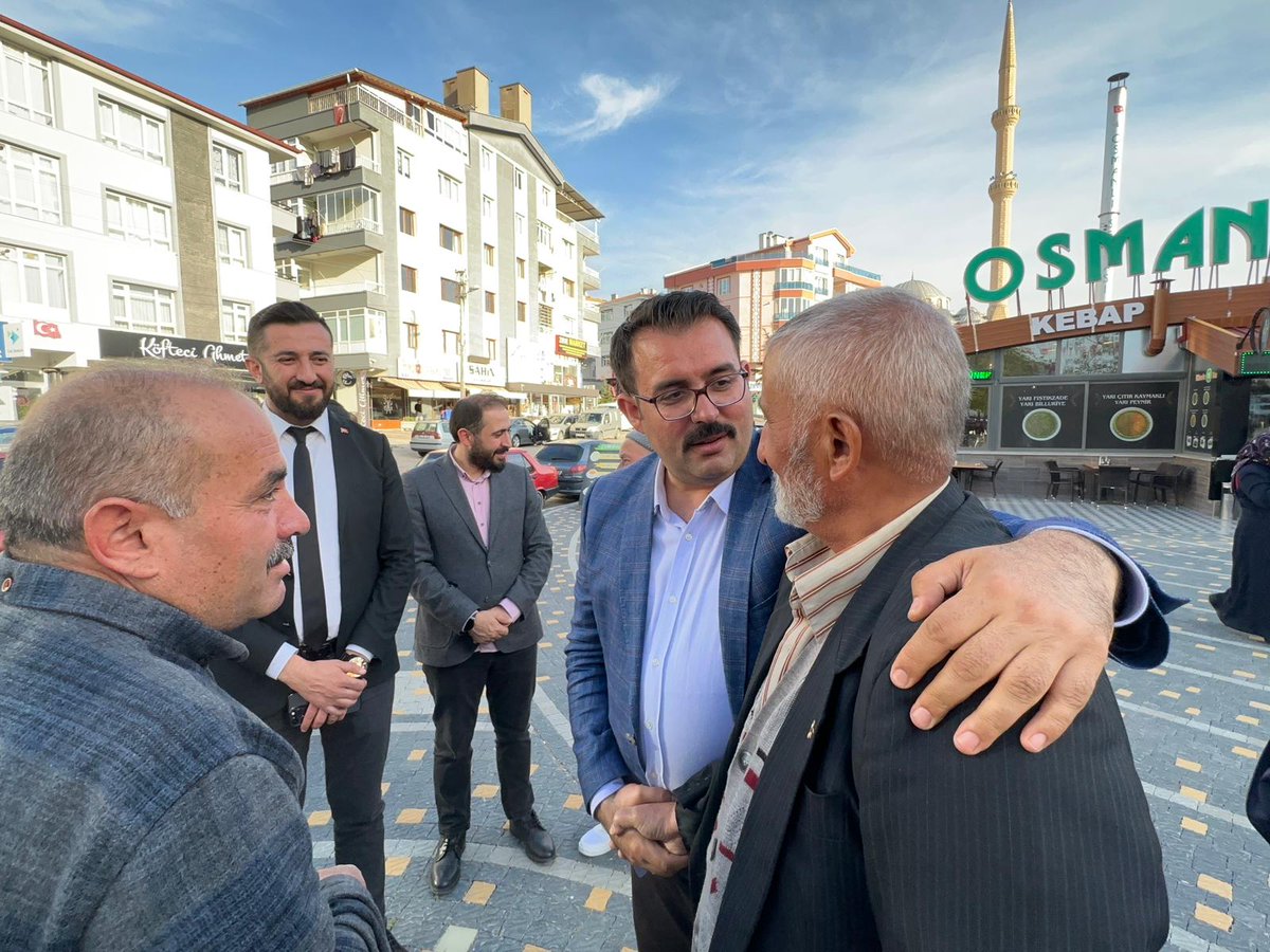 DrAbdulvahapshn's tweet photo. 📍Pursaklar 

İlçemizi adım adım gezerek vatandaşlarımızla bir araya geldik. 
Gösterdikleri yoğun ilgi ve alakadan dolayı teşekkür ederiz.

#Doğruzamandoğruadam 
#DoğrusuAkParti
#Doğruadımlarlayoladevam
#Türkiyeyüzyılı
#Akparti 
#AkpartiAnkara https://t.co/akHp2dIARS