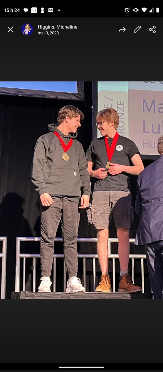 On est très fiers de nos équipes <a href="/viamonde/">Viamonde</a> qui ont pris part aux compétitions <a href="/skillsontario/">Skills Ontario</a> #2023SOC #OCO2023 et une mention spéciale à l'équipe <a href="/ESLeCaron/">Le Caron</a> qui a obtenu la médaille d'or🏅👏👏👏 <a href="/HTZfan/">Vincent Bénard 🇨🇦</a> <a href="/sameramraneedu/">Samer Amrane</a> <a href="/AngeleRuder/">Angèle Ruder</a> BRAVO !!!