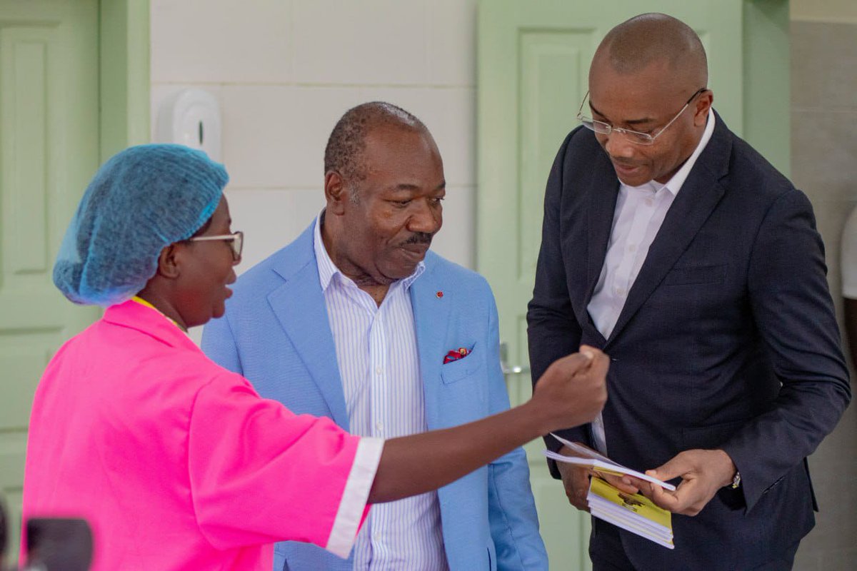 Dans Le cadre de sa Tournée Républicaine dans le Département du #Komo_Mondah, le <a href="/PresidentABO/">Ali Bongo Ondimba</a> a procédé à la mise en service de l’Hôpital Départemental de #Ntoum. Cet hôpital  dispose de plusieurs services qui garantiront aux populations  des soins de qualité.