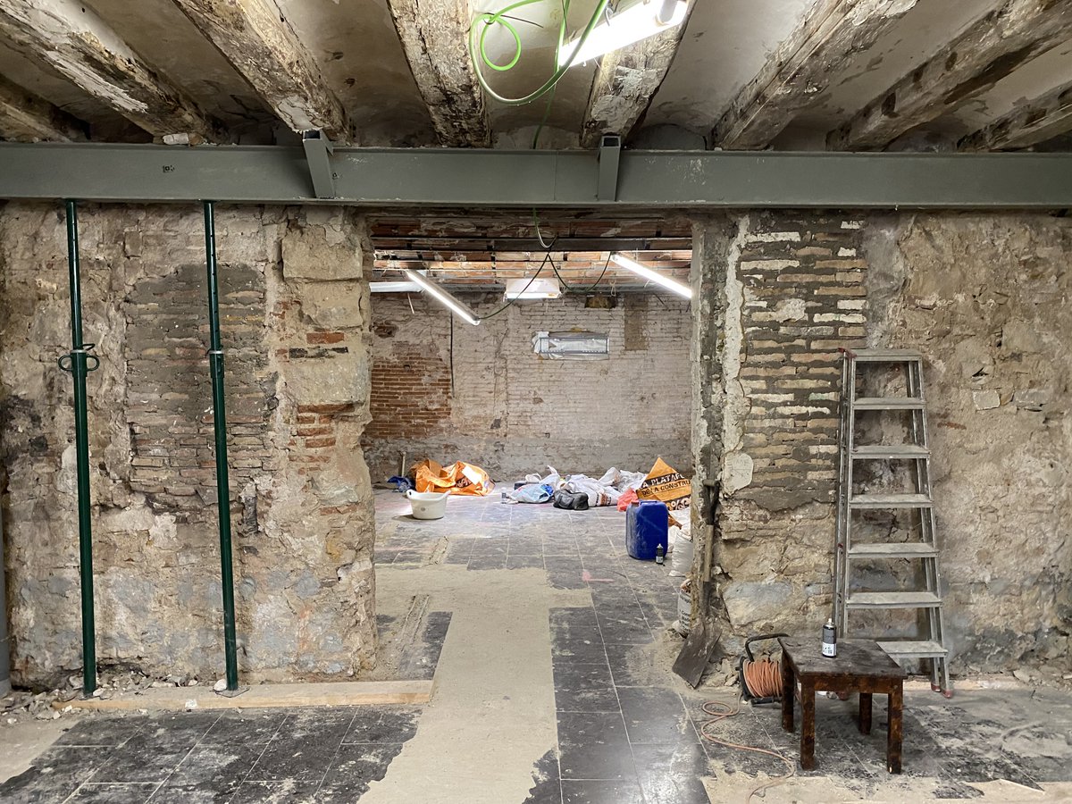 apeguera's tweet photo. Un #apeo genera:
- Espacio y accesibilidad
- Flexibilidad y comodidad
- Iluminación y ventilación
pero a la vez
- Encarece la #reforma
- Compromete la Seguridad y Estabilidad estructural
- Requiere permisos (y burocracia)
Y tú ¿invertirías? https://t.co/EFh12rSjjy