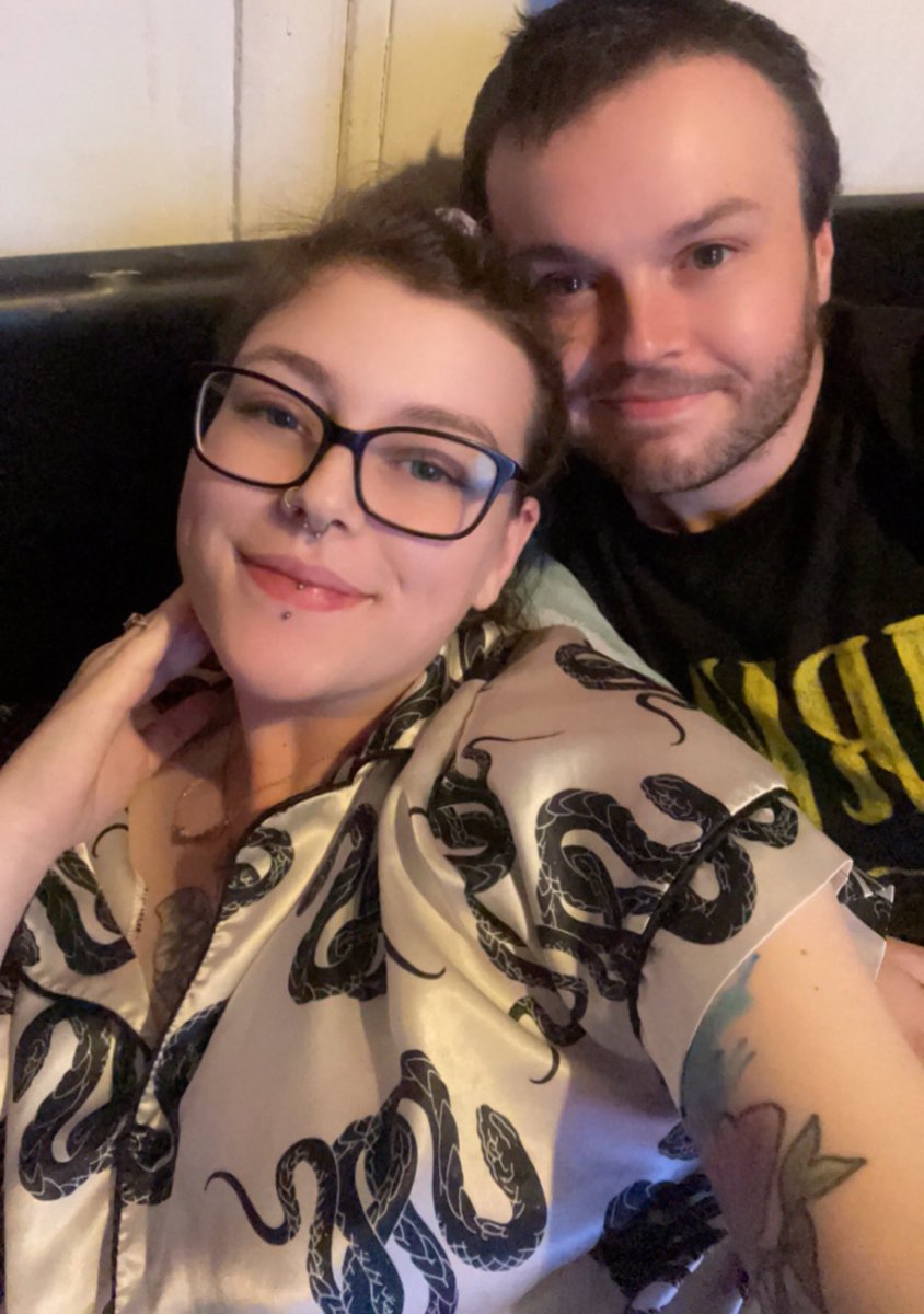 cosyfaerie_'s tweet photo. My favourite pain in the ass ❤️ https://t.co/poMjpXOaTU