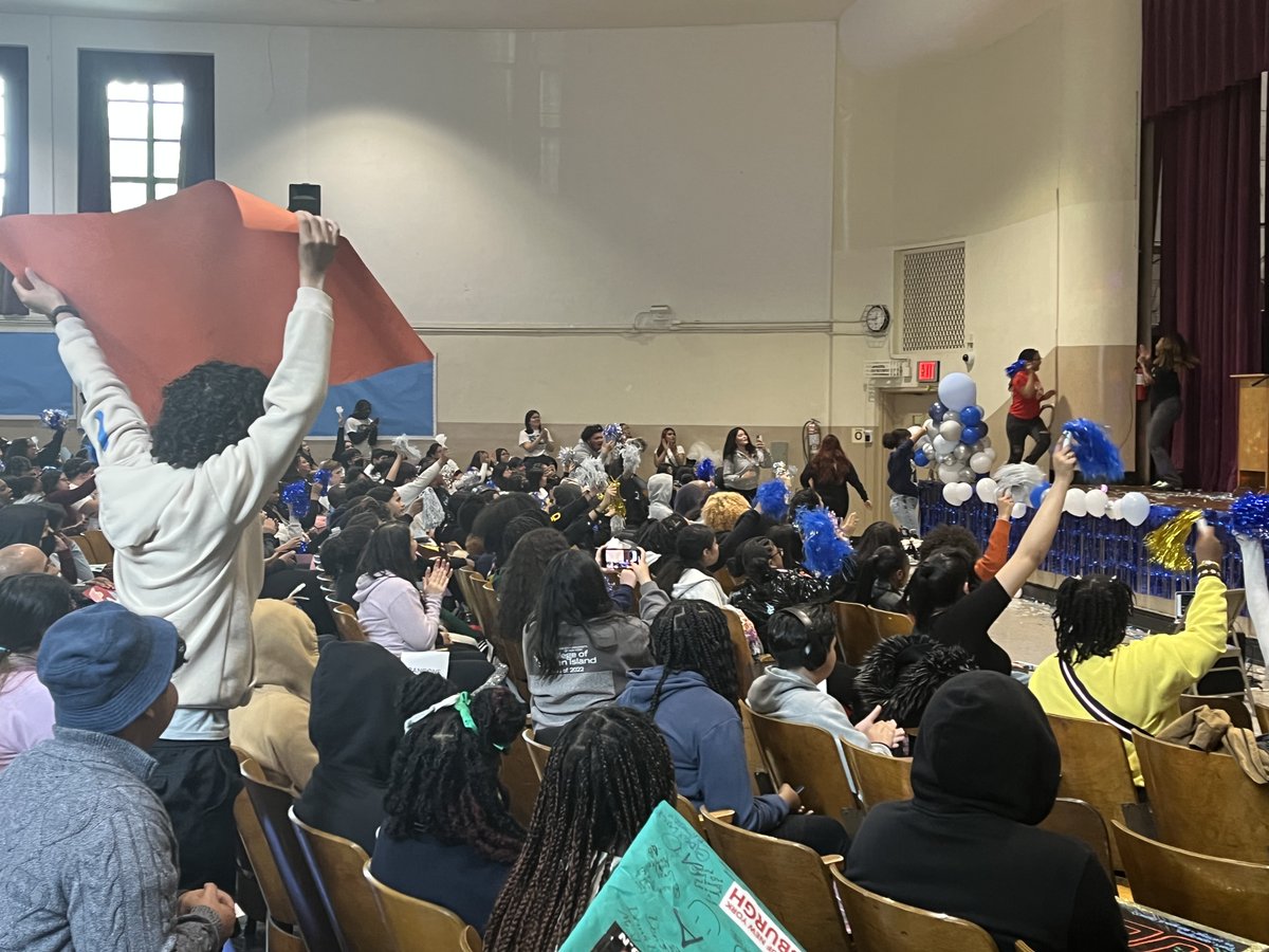 Student Leadership Network tweet media