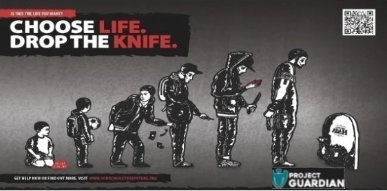 GuardianWMP's tweet photo. Task Force Officers were in @BrumPolice @BrumCityWMP today, conducting a Knife Arch Operation with fellow colleagues. Officers were in the City Centre for all of 10 minutes, prior to arresting a subject with a 'Rambo Knife,' who tried to out-run our Officers @WMPolice #WeCanRun https://t.co/AAehcSpLzy
