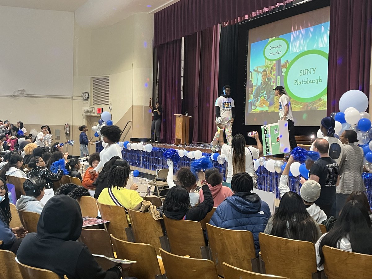 Student Leadership Network tweet media