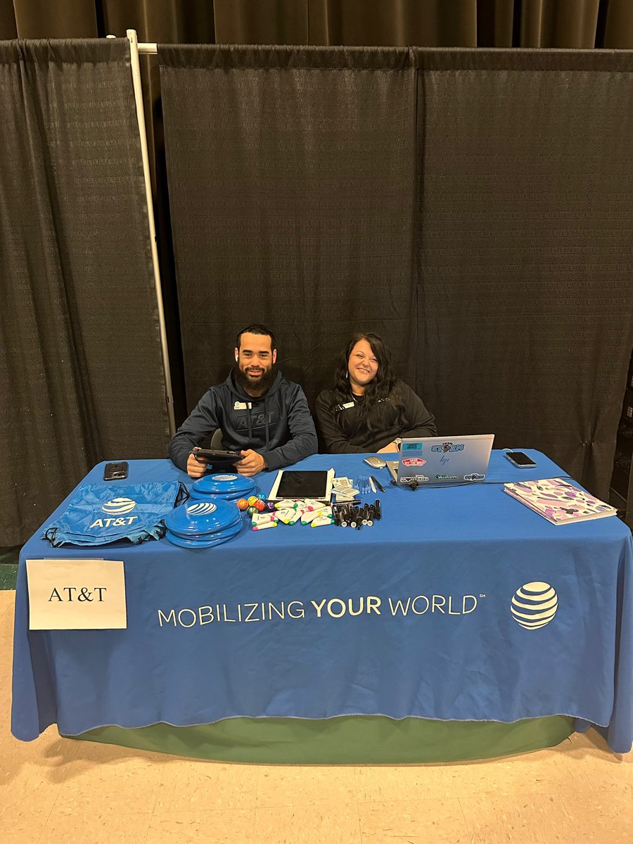 Amanda Reese (@the_amandareese) on Twitter photo We love connecting our International students to the things they love. Thank you, <a href="/wrightstate/">Wright State University (Dayton, OH)</a> for having us, we look forward to joining you again in the fall! <a href="/JU2993sWorld/">Jorge Hollywood</a> <a href="/Jon_Russell__/">Jon Russell</a> @oliveiramikeO @SallielRoth We love connecting our International students to the things they love. Thank you, <a href="/wrightstate/">Wright State University (Dayton, OH)</a> for having us, we look forward to joining you again in the fall! <a href="/JU2993sWorld/">Jorge Hollywood</a> <a href="/Jon_Russell__/">Jon Russell</a> @oliveiramikeO @SallielRoth