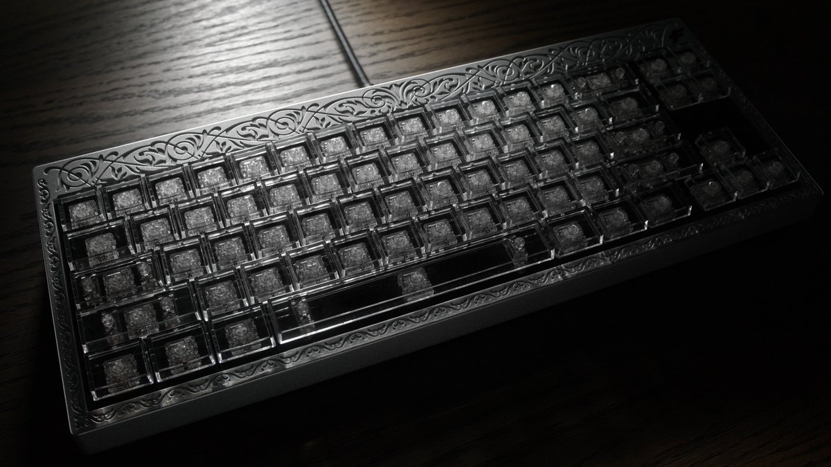 finalmouse's tweet photo. Update:

The Centerpiece launch date has been pushed to the second half of the year. 

Our engineering team is taking extra time to ensure all our meticulous design criteria are maintained through production. 

Thank you for your patience. We can’t wait for you to experience it. https://t.co/0nCJzROKEi