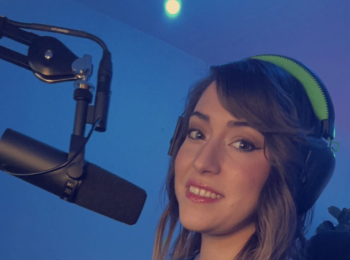 Live now playing overwatch 2!  Come hang in stream…or play with me 🐒