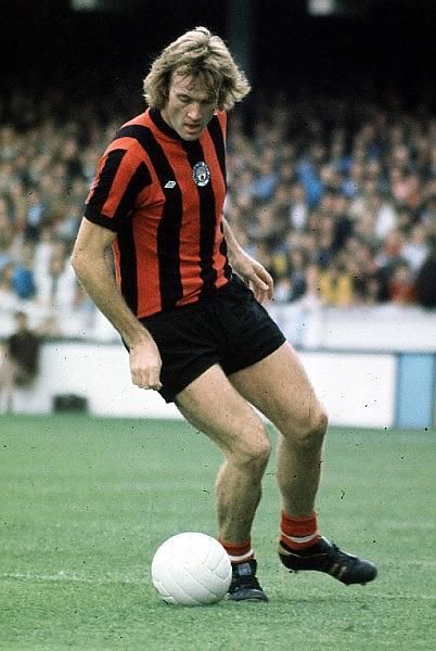 robertmdaws's tweet photo. #RodneyMarsh #MCFC 1973 @wozza64mcfc @RodneyMarsh10 https://t.co/8QJcggJPDh