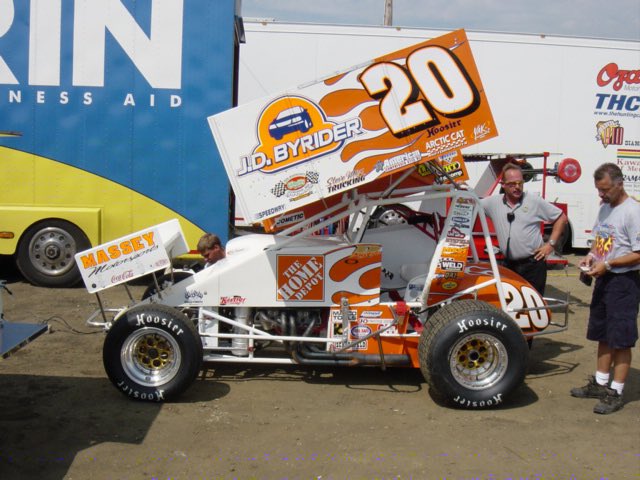 WingPanelGuy's tweet photo. @DannyLasoski from his 2003 season with @WorldofOutlaws. This is one of my favorite @TonyStewart racing schemes. https://t.co/38YYbyUZhW