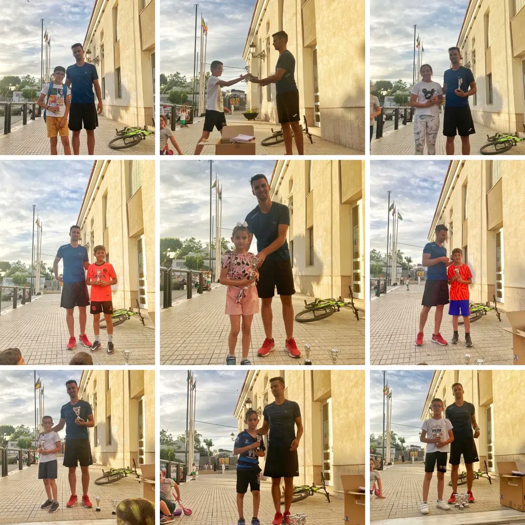 #RomeríaYCruzdeMayo2023

🤩 Ayer martes 2 de mayo los más pequeños pudieron disfrutar de una tarde con juegos populares en la Plaza de la Constitución.