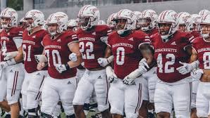 TVerdon2's tweet photo. Blessed to receive my 4th D1 Offer from UMass!❤️@UMassFootball @Rivals_Clint @CoachDanielsJR https://t.co/5ZUoDXIZnU