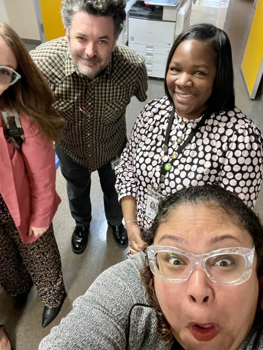 The @CpsLeaders development team got to collaborate with @KahindeL @_cwconsulting and Principal Kijek today to share the importance of #professionaldevelopment for #schoolleader growth, sustainability, and retention. @NetworkCPS2 @MClarkEagles @PECHighSchool @CpsOptions