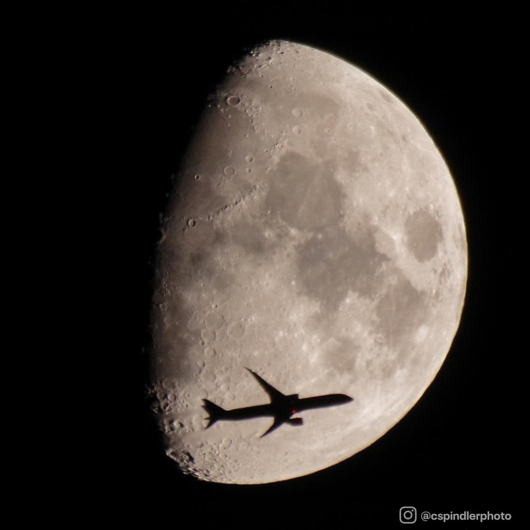 United Airlines On Twitter Look Up Https t co nhk5Dg3gau united-airlines-on-twitter-look-up-https-t-co-nhk5dg3gau