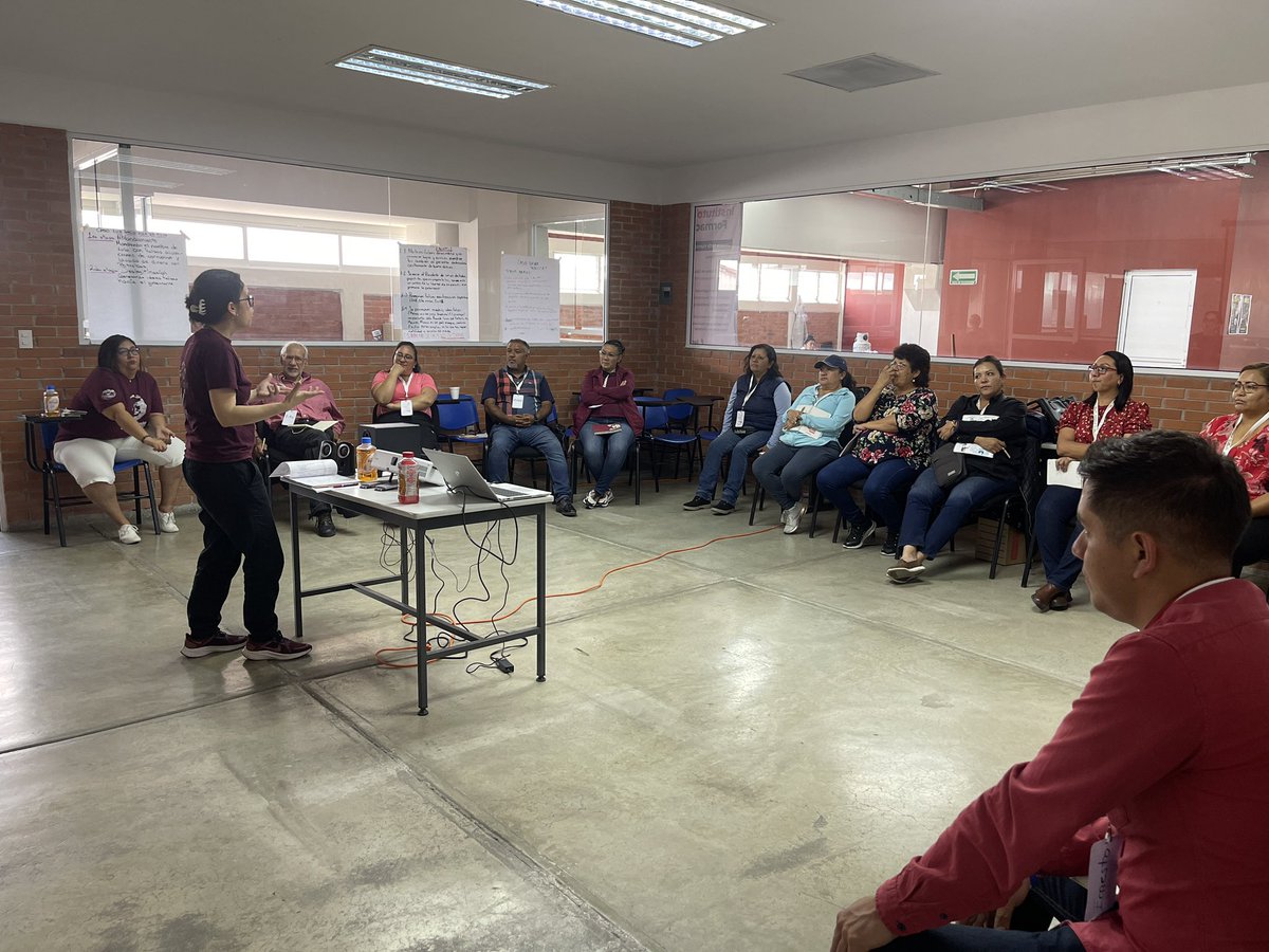 FPolticaCDMX's tweet photo. Agradecemos tu participación en el Taller de Educación Popular.🙌

Nos vamos con muchos conocimientos y aprendizajes nuevos para aplicar día a día con nuestra comunidad.✨

Nos vemos pronto.😃 https://t.co/UqCeE8ihiw