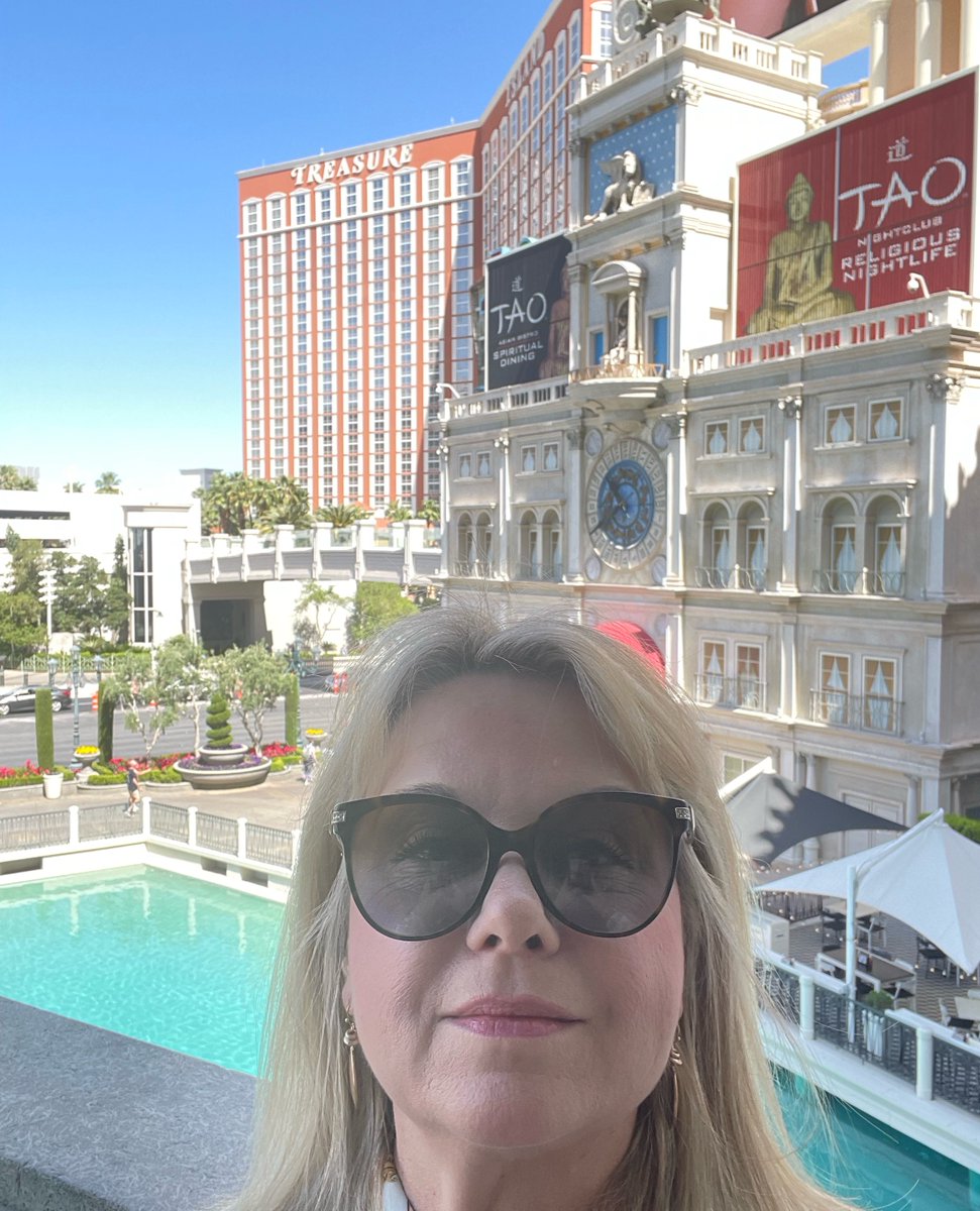Mid-morning walk, you guessed it!  Vegas! Look at the sky! Only the stores made money off of me
Last week! #savemoney #nogamblingforme #thestripismycasino!