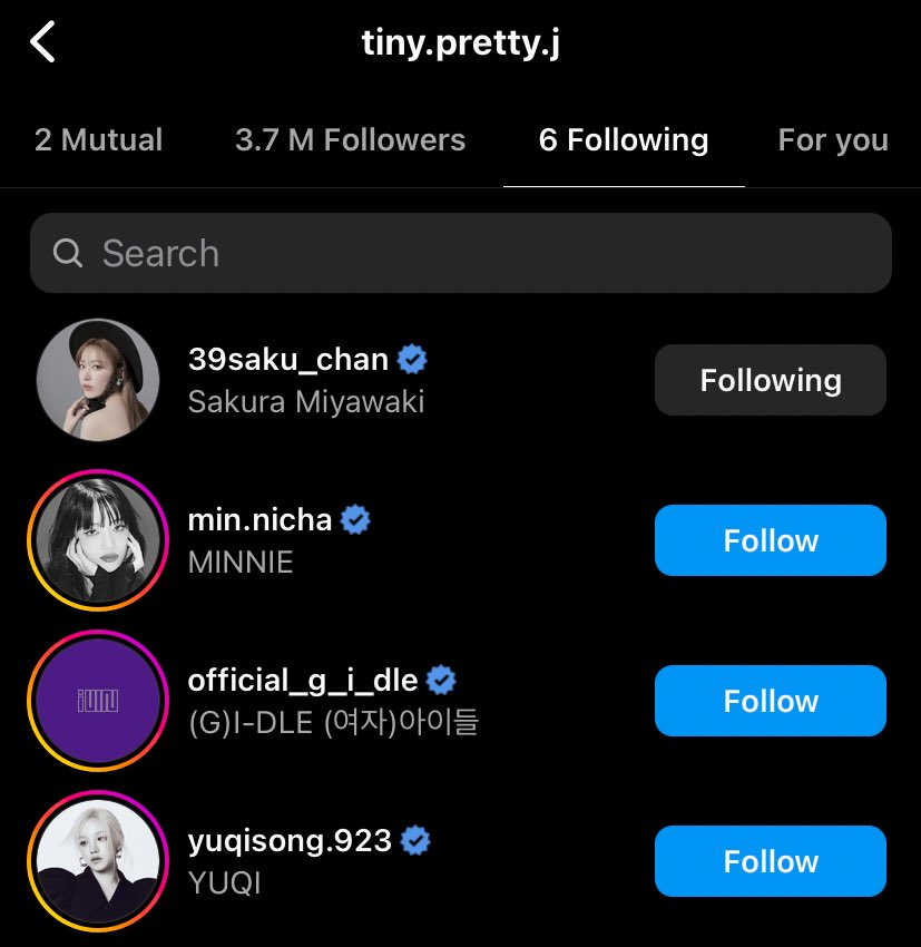 🚨(G)I-DLE Soyeon started following Sakura on Instagram
