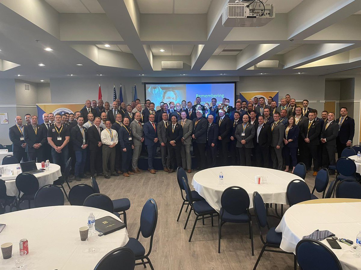 apuliacatering's tweet photo. Last Day of three days of Alberta Professional Firefighters &amp; Paramedics convention in @CityFortSask #AlbertaFFA @RachelNotley#Catering in #Edmonton, #CityofLeduc #eips #FortSask #yeg #yegfood #shpkfood #CityofLeduc #sherwoodpark #eips  #FortSaskInformed #BlackGoldSchool https://t.co/LfdP0CBGTd