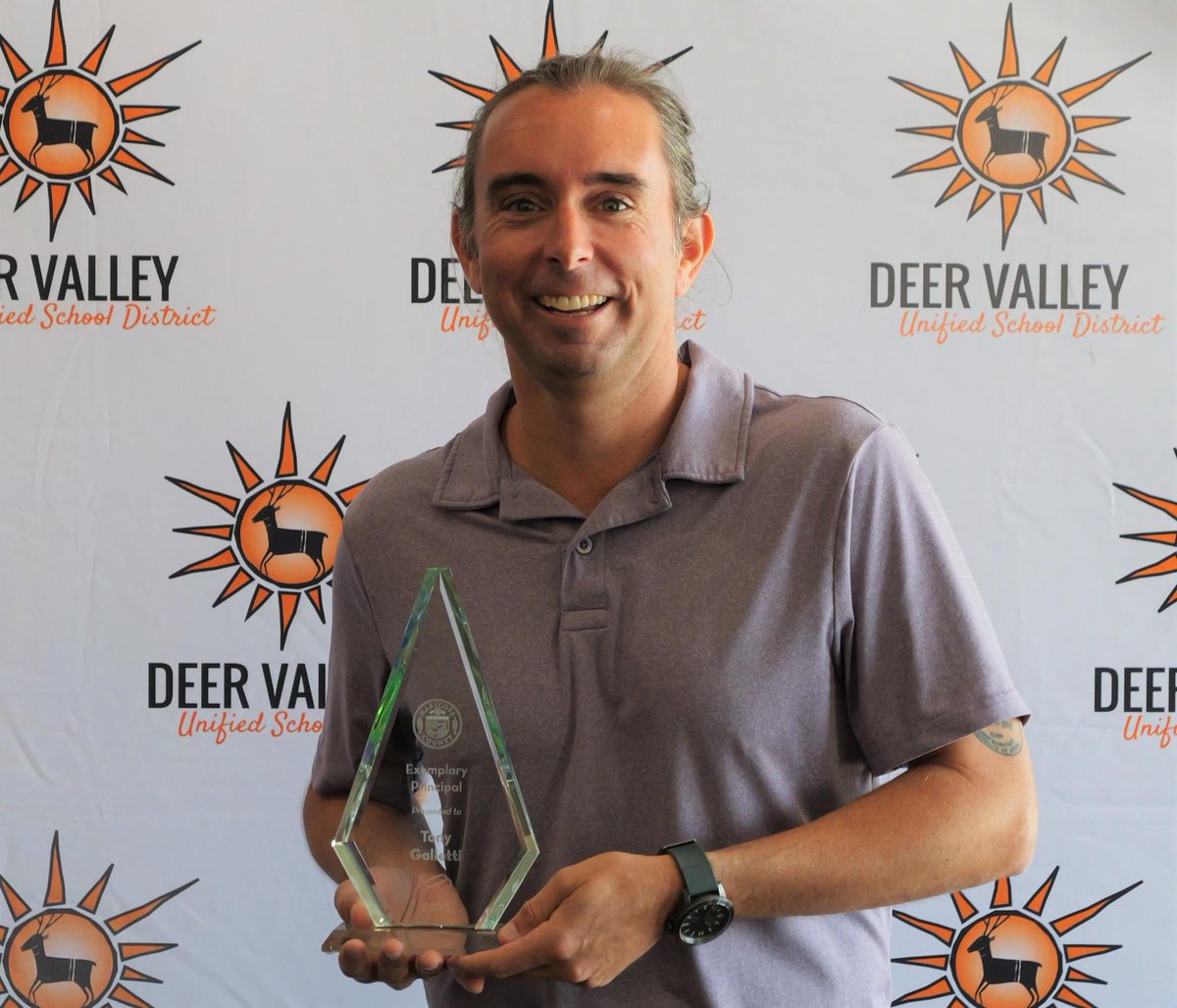 SVViperPride's tweet photo. Congrats to Mr. Galietti &amp; Mrs. Basl (Principal at Legend Springs &amp; former A.P. at SV) as both were awarded the Maricopa County School Superintendent's Office Exemplary Principal Award this morning! These 2 define what it means to be an #extraordinary principal. #ViperPride https://t.co/1N7zsFGLZ6