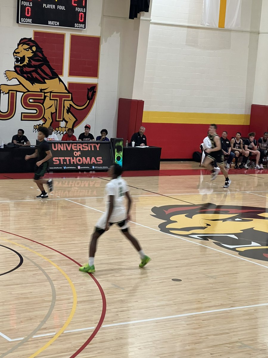 shsboysbball's tweet photo. @IhoopJeremiah showing out tonight at the @HABCA_ all-star game! #SHSHoops #SpringAmerica https://t.co/JYkCtevrci