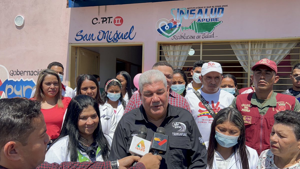 Hoy por la mañana entregamos rehabilitado por las BRICOMILES y la Alcaldía del mcpio Muñoz, el consultorio popular tipo II San Miguel, en Mantecal. Con el presidente <a href="/NicolasMaduro/">Nicolás Maduro</a> en la vanguardia seguimos garantizando el derecho a la salud a nuestro pueblo. Seguimos venciendo