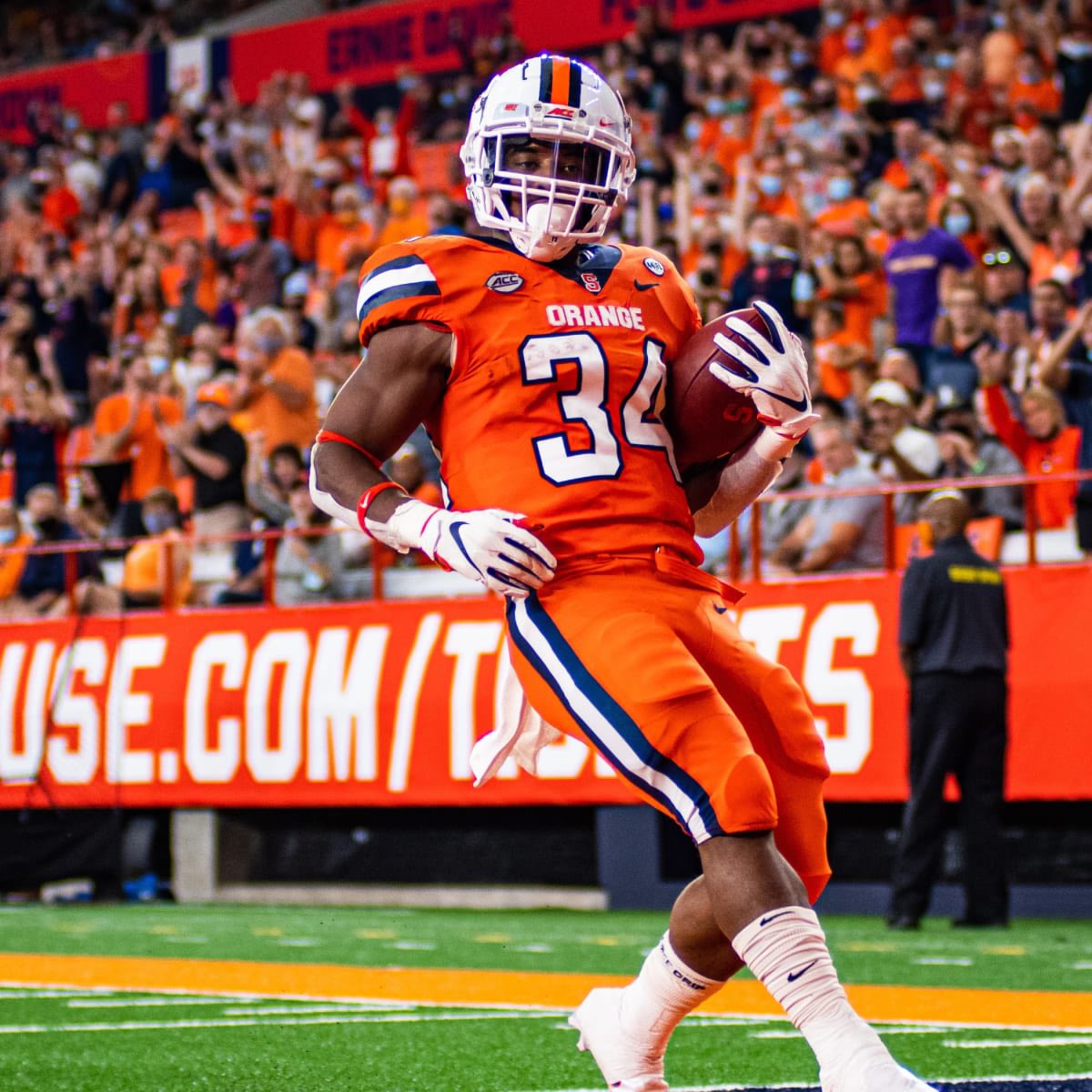 Blessed to receive an offer from the University of Syracuse! 🍊 <a href="/WRCoachmj/">Mike Johnson</a> <a href="/CoachMessay/">Messay Hailemariam</a> <a href="/CoachJdubSFA/">Justin Winters</a> <a href="/CoachCammm/">Cam Wiggins</a>