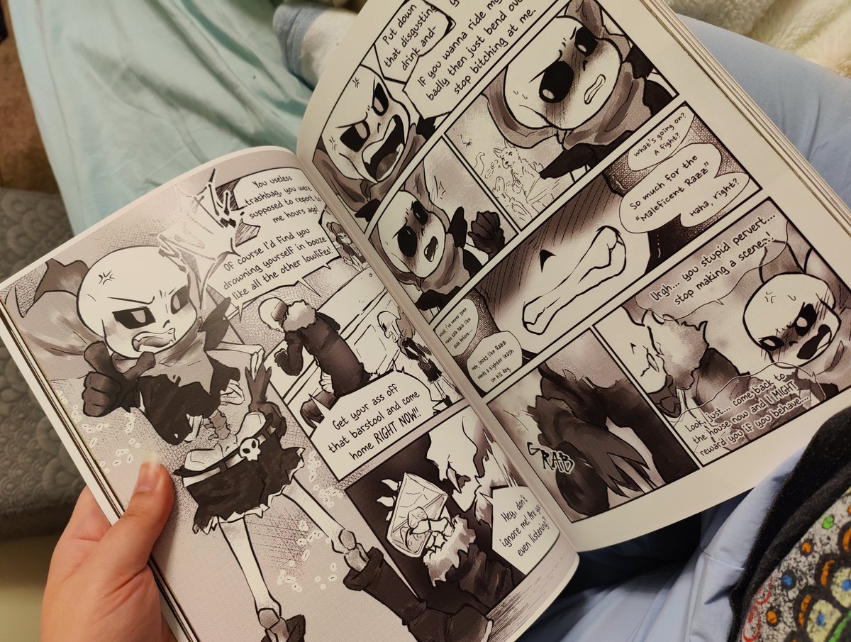 AAAAAA I FINALLY GOT MY PHYSICAL COPY OF SALON OF REFUSE!!!!!! It's so surreal to see my own art in a physical book.......