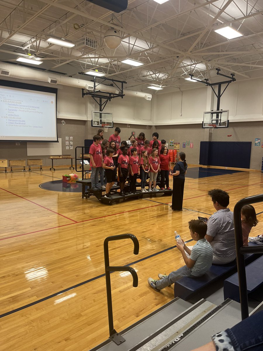 RushingSidney's tweet photo. Our 6th graders did so great at our fine arts night, last night! https://t.co/7082HSKbwK