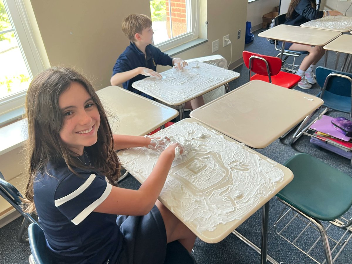 StMSCary's tweet photo. StMS teachers are the best! Mrs. Kobet made math extra-fun this week by having her Grade 7 students practice finding the area of irregular shaped objects in shaving cream!  #CreativeMath https://t.co/xuIhjcHijT