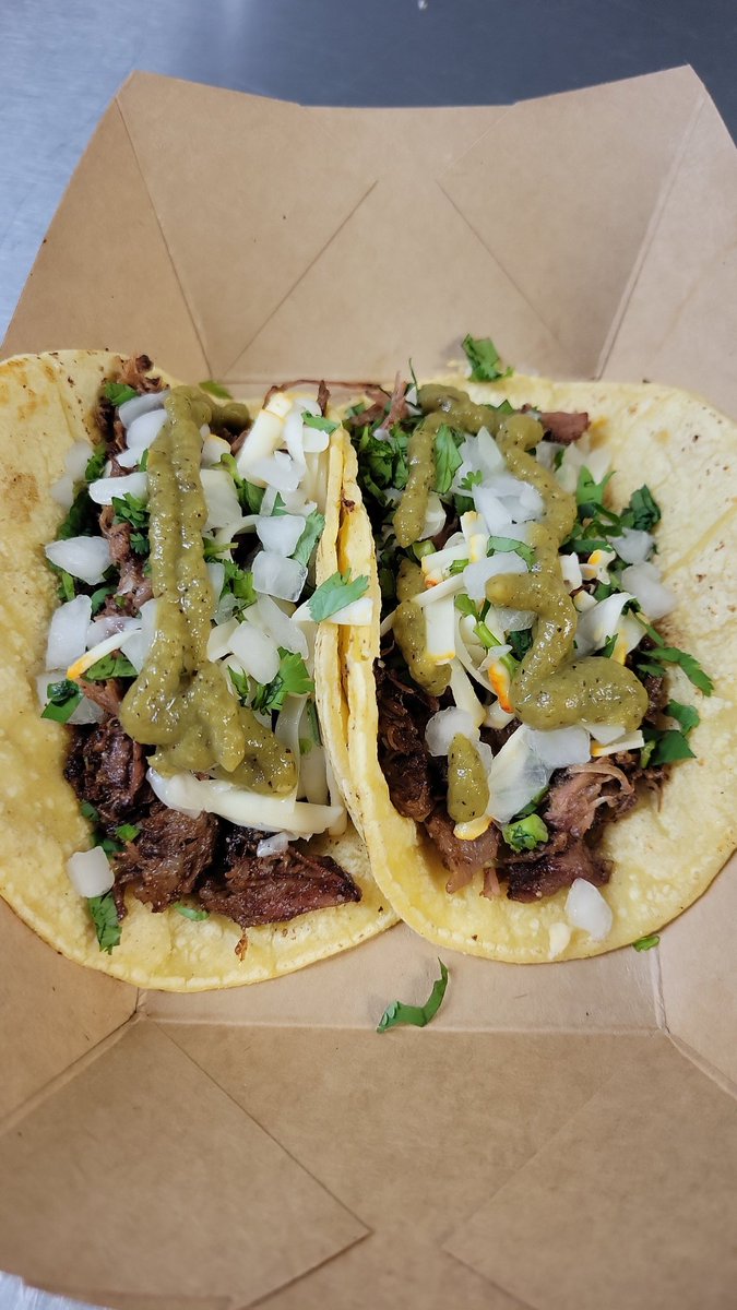 xGuacxIsXtra's tweet photo. Barbacoa tacos!! 🌮🌮🌮
#eltacodojo #tacos #goodfood https://t.co/uNL711M9kn