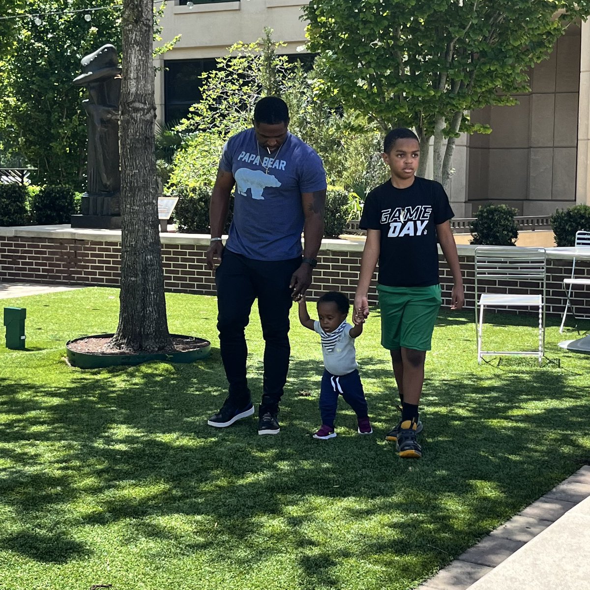 ervin_mack's tweet photo. To my fellow brothers and sisters in ministry, don’t get lost doing the good work (because we know it’s so much work to do) to the point we forget about the first ministry! #WinAtHome #FamilyFirst #TheMacks. https://t.co/GGakvmzeMY