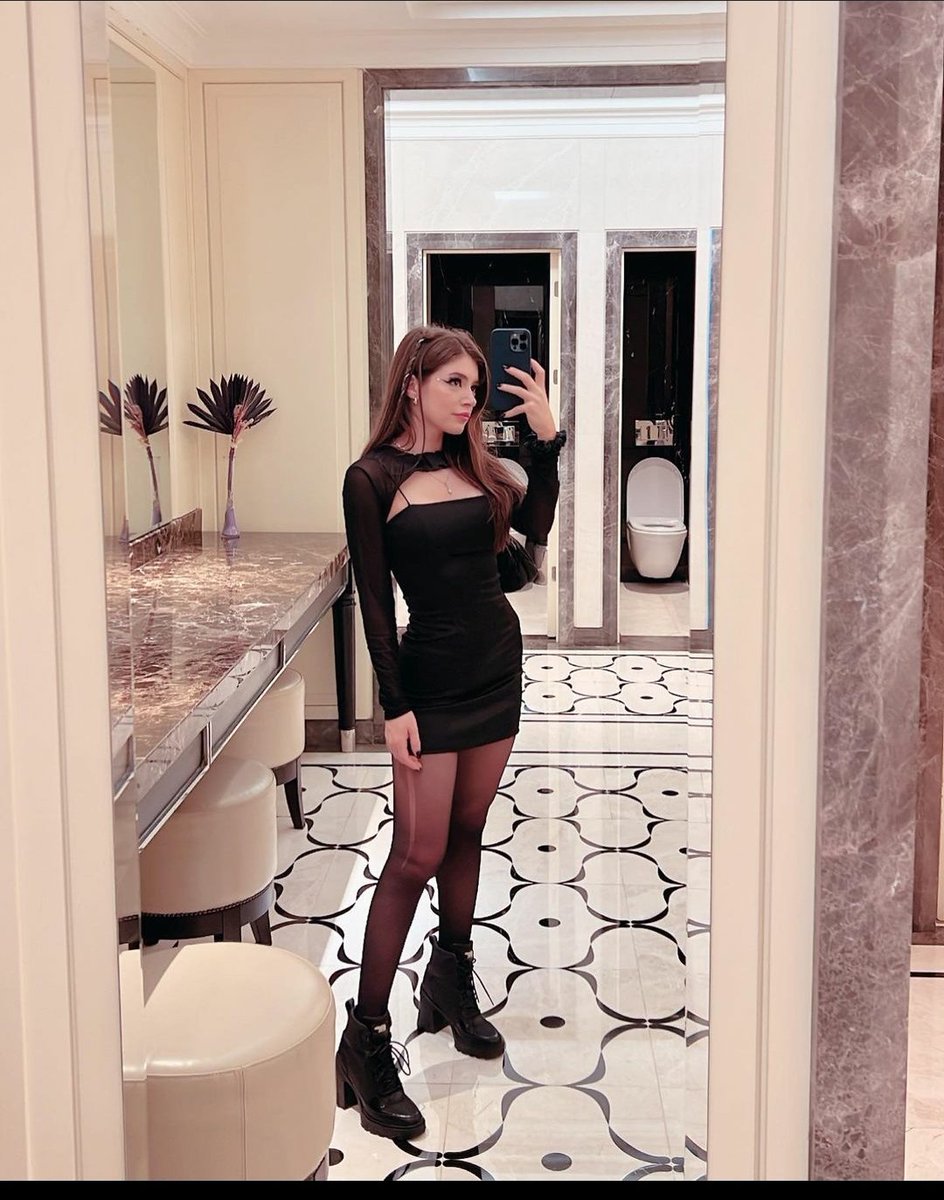 CatholicSavior's tweet image. {Jennifer Bellarose}

~Religious activist against the Pope's more liberal swing of the Catholic church. 

~#DSverse

~Catholic

~Italian

~Lewd/Dark Themes ahead

~Switch but heavy Submissive lean 

~Pansexual

~More information below