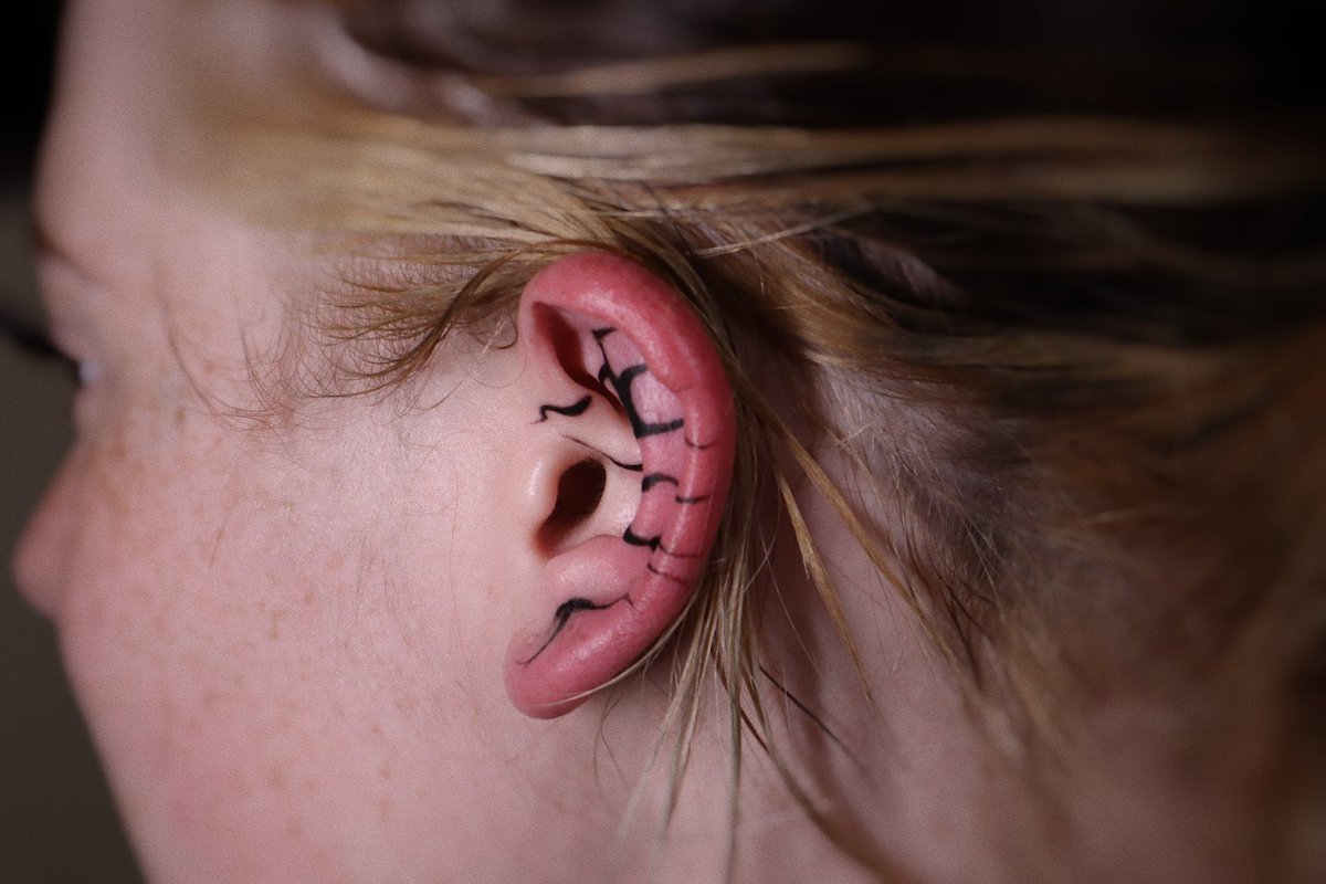 connormoonart's tweet photo. I tattooed my friends ear 🫣 https://t.co/JeYsRiERl6 #tattooart #tattooartist #tattoo #connormoon https://t.co/9JWEpTRNu7