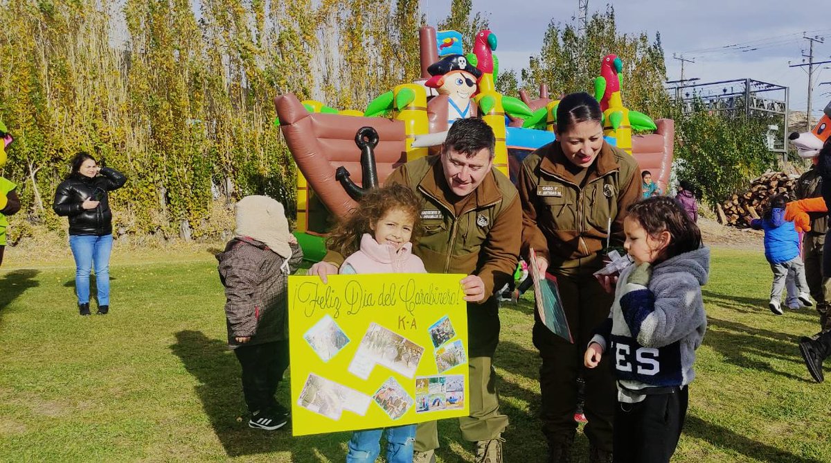 En conmemoración #Carabineros96Años, equipo de la Oficina de Protección de Derechos de la Niñez <a href="/MuniChileChico/">MuniChileChico</a> saluda a <a href="/CarabMicc/">Carab. Plan Cuadrante e Integración Comunitaria</a> 3ra. Comisaría con actividades que destacan su papel relevante en el desarrollo social de la comuna #CarabinerosDeTodos #SiempreCarabinero